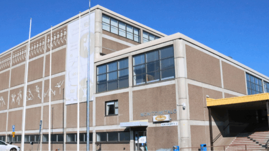 Jyväskylän monitoimitalo.